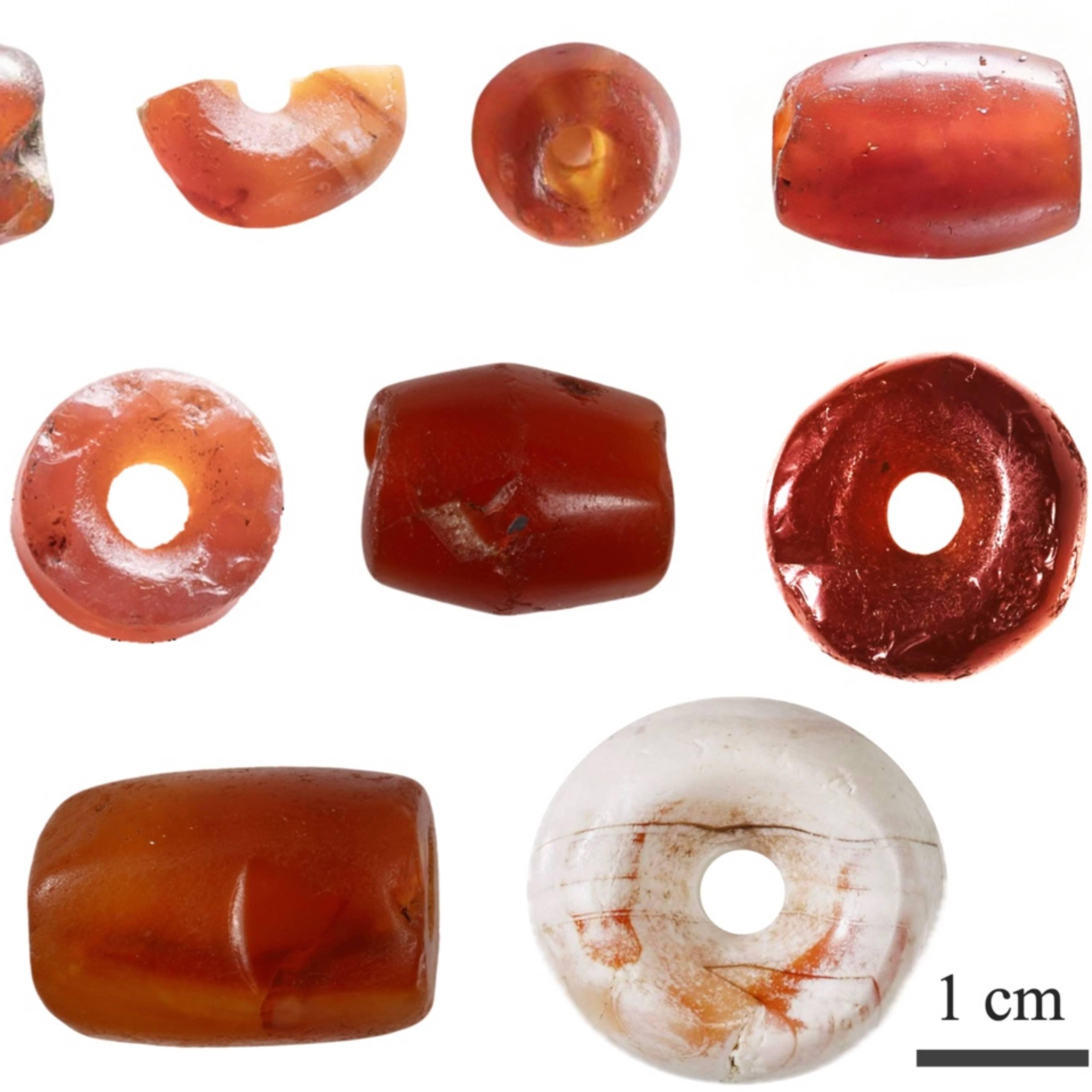 Carnelian beads from Sanxingdui suggest extensive commercial network during Bronze Age