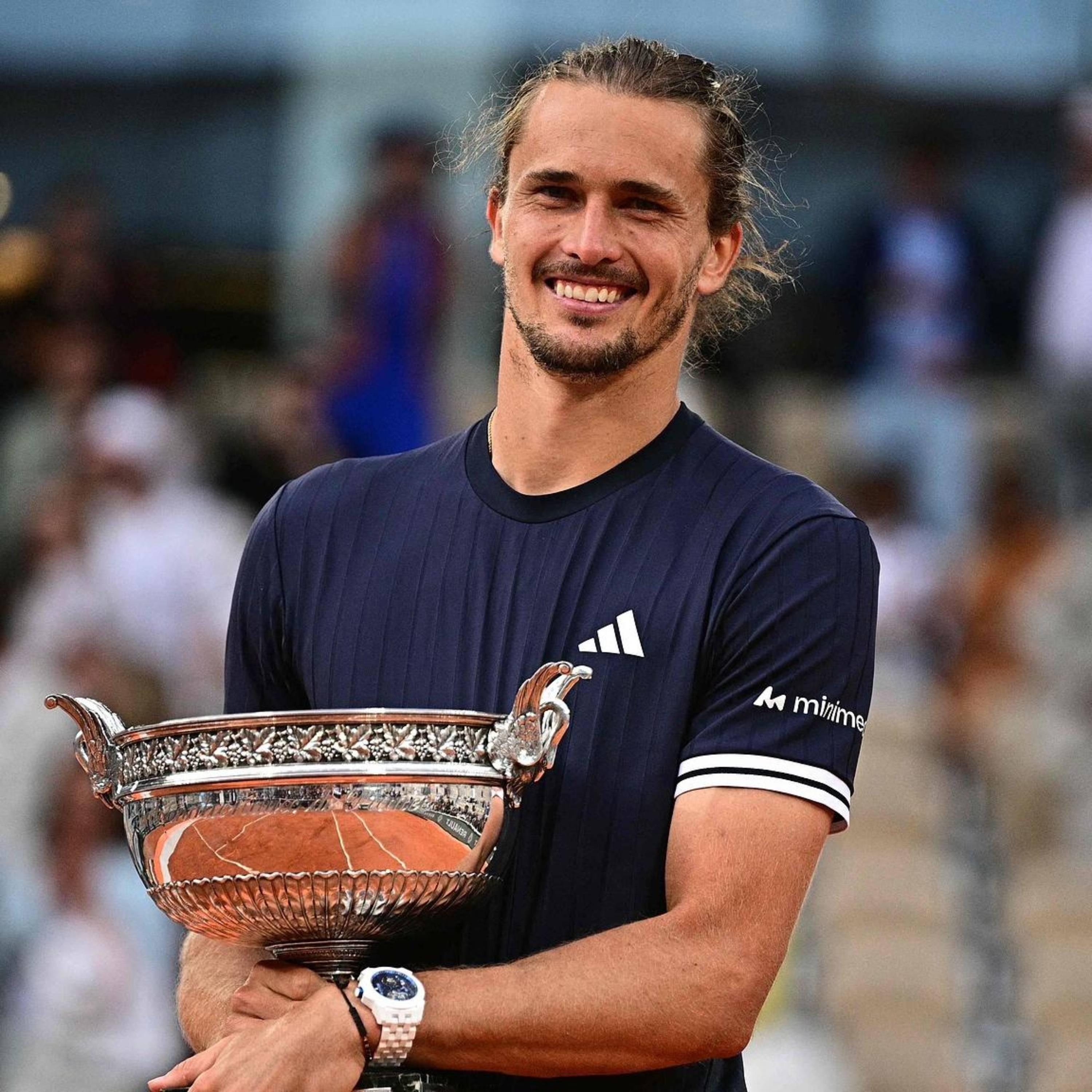 Zverev clinches maiden Grand Slam title at French Open
