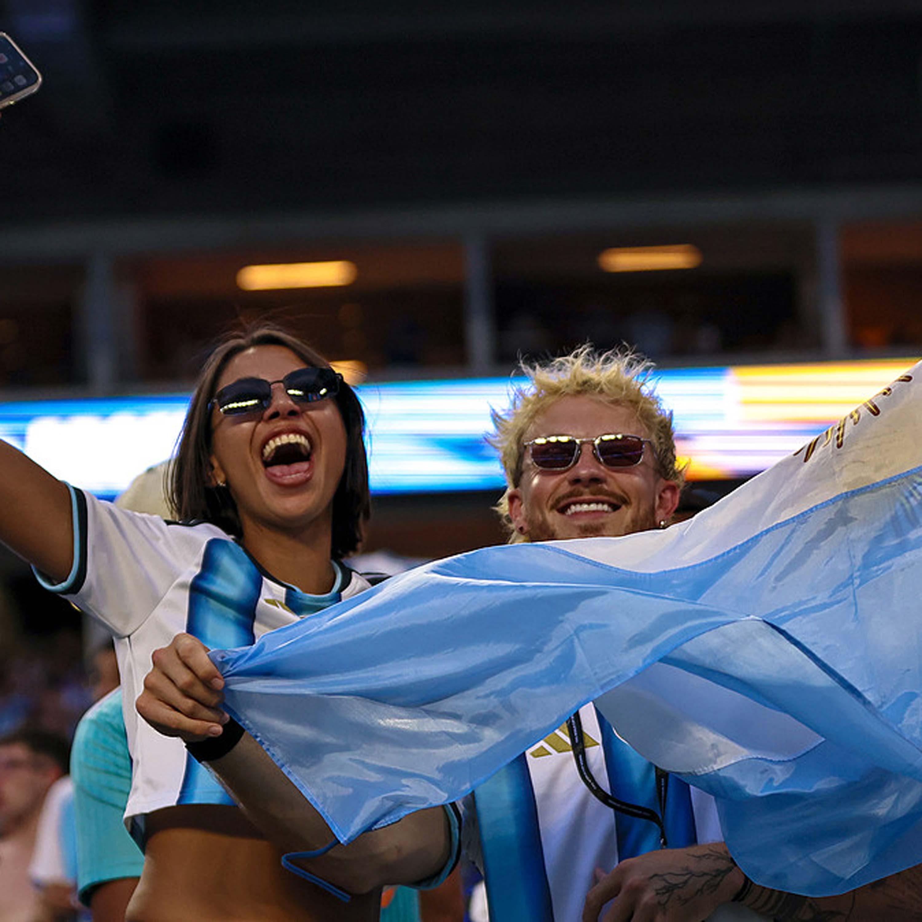 Argentina, Colombia complete World Cup last 16 lineup episode artwork