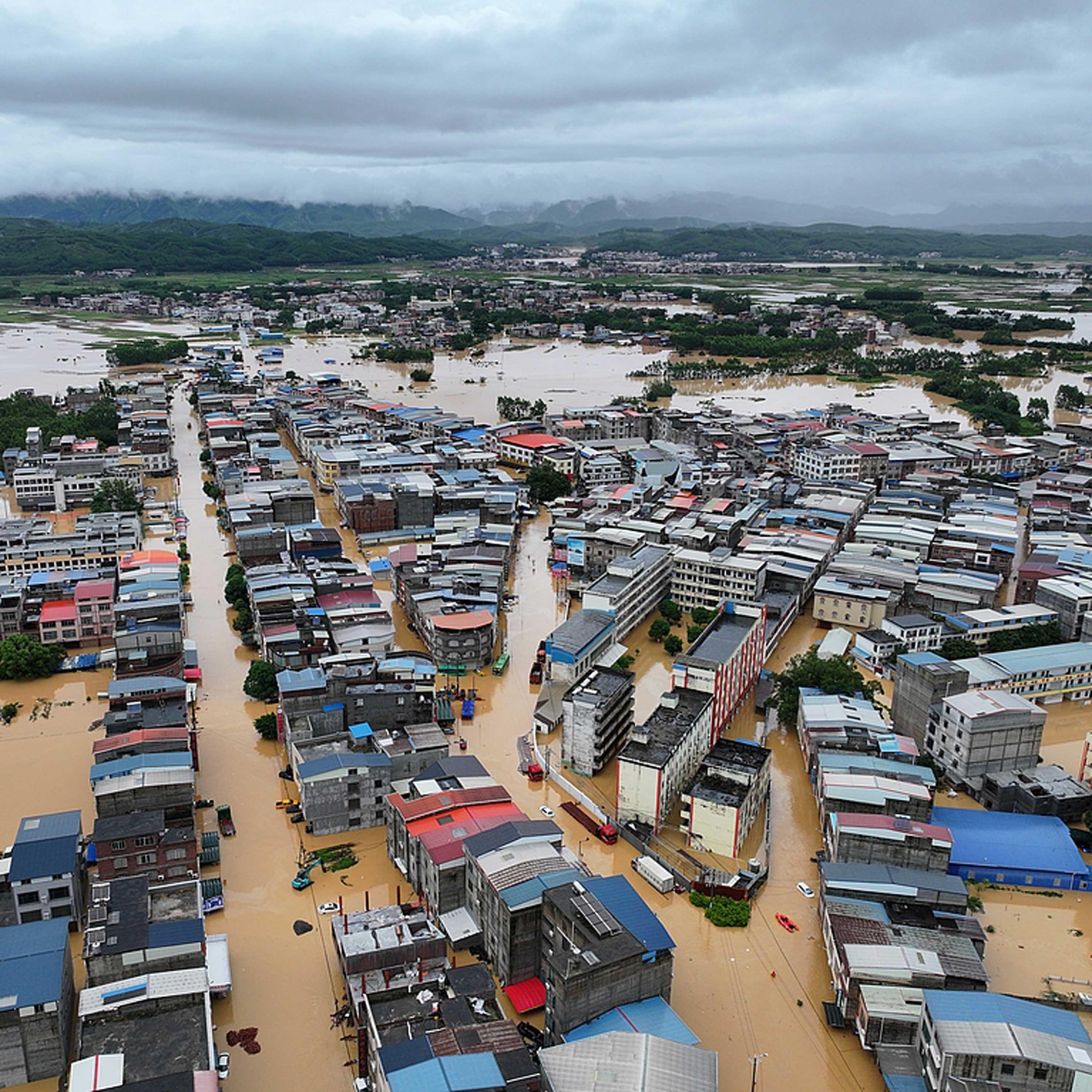 China raises Guangxi flood response as typhoon triggers reservoir emergency episode artwork