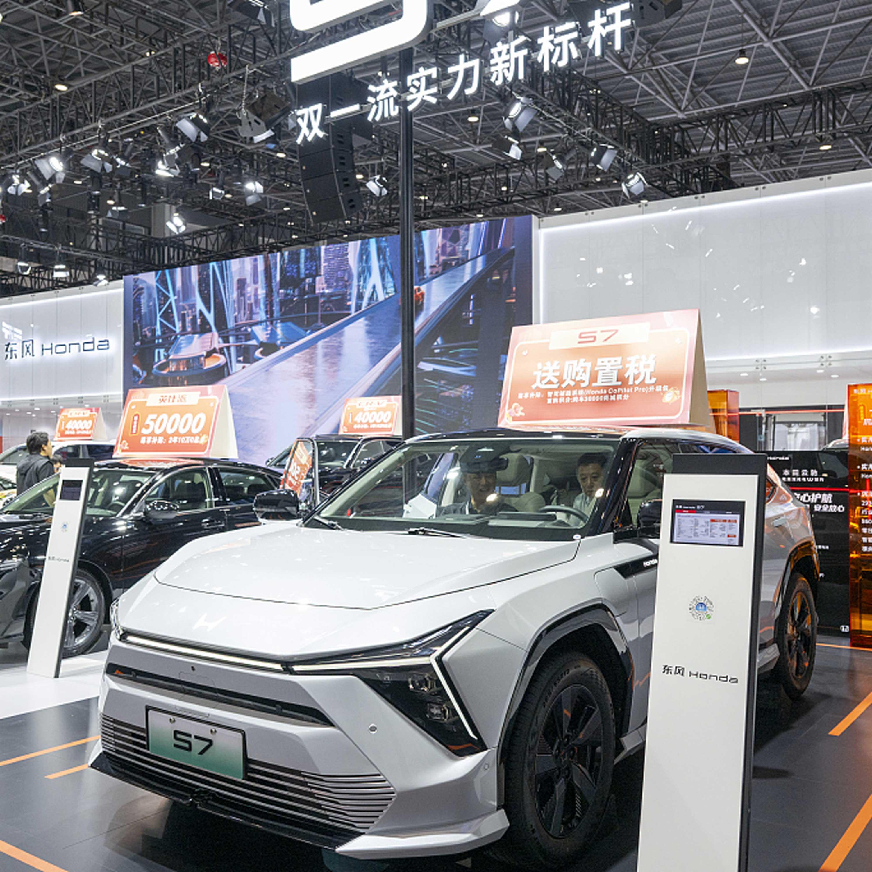 China's Hainan plans to ban sales of fuel cars by 2030