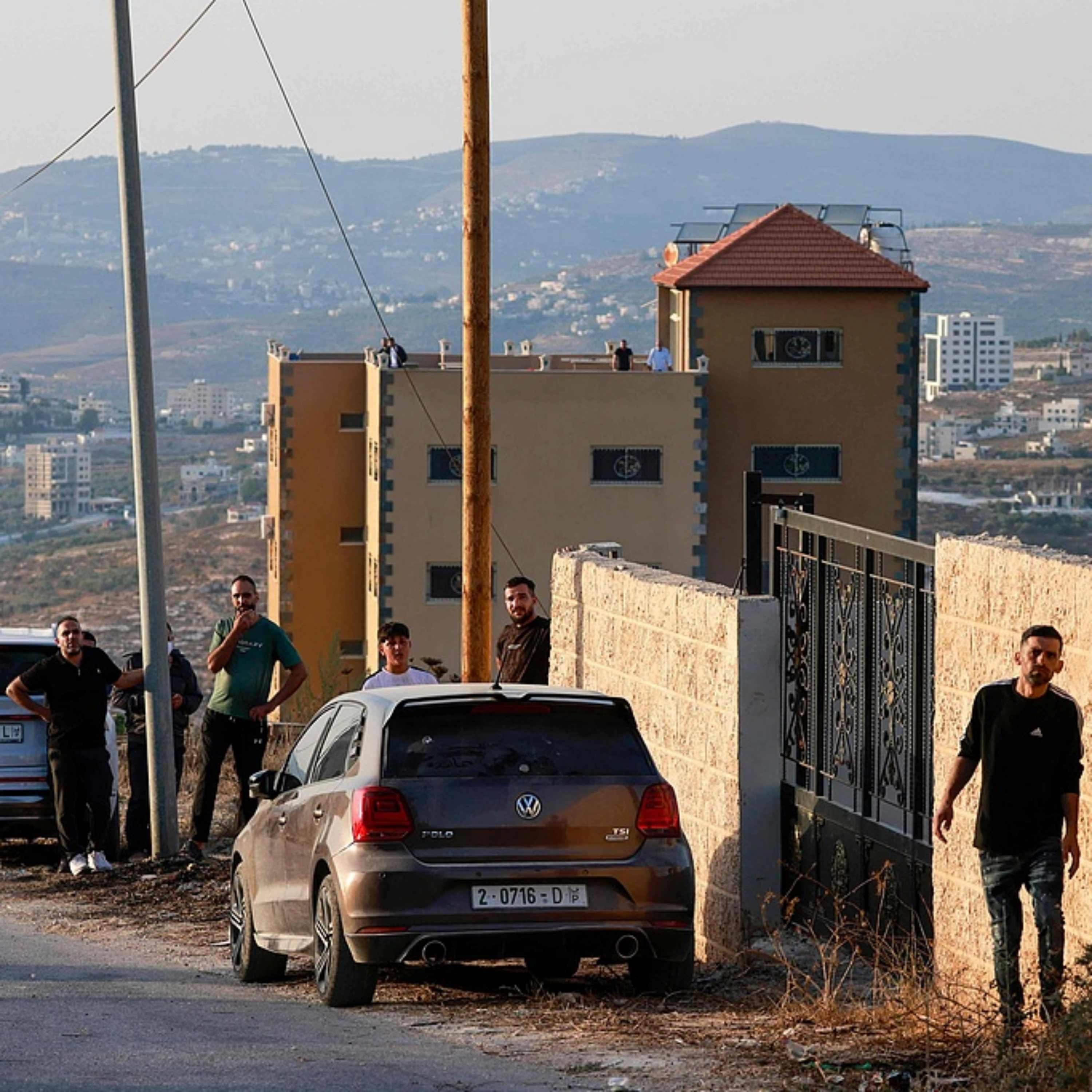 Israeli army detains at least 80 Palestinians in latest West Bank raid: NGO