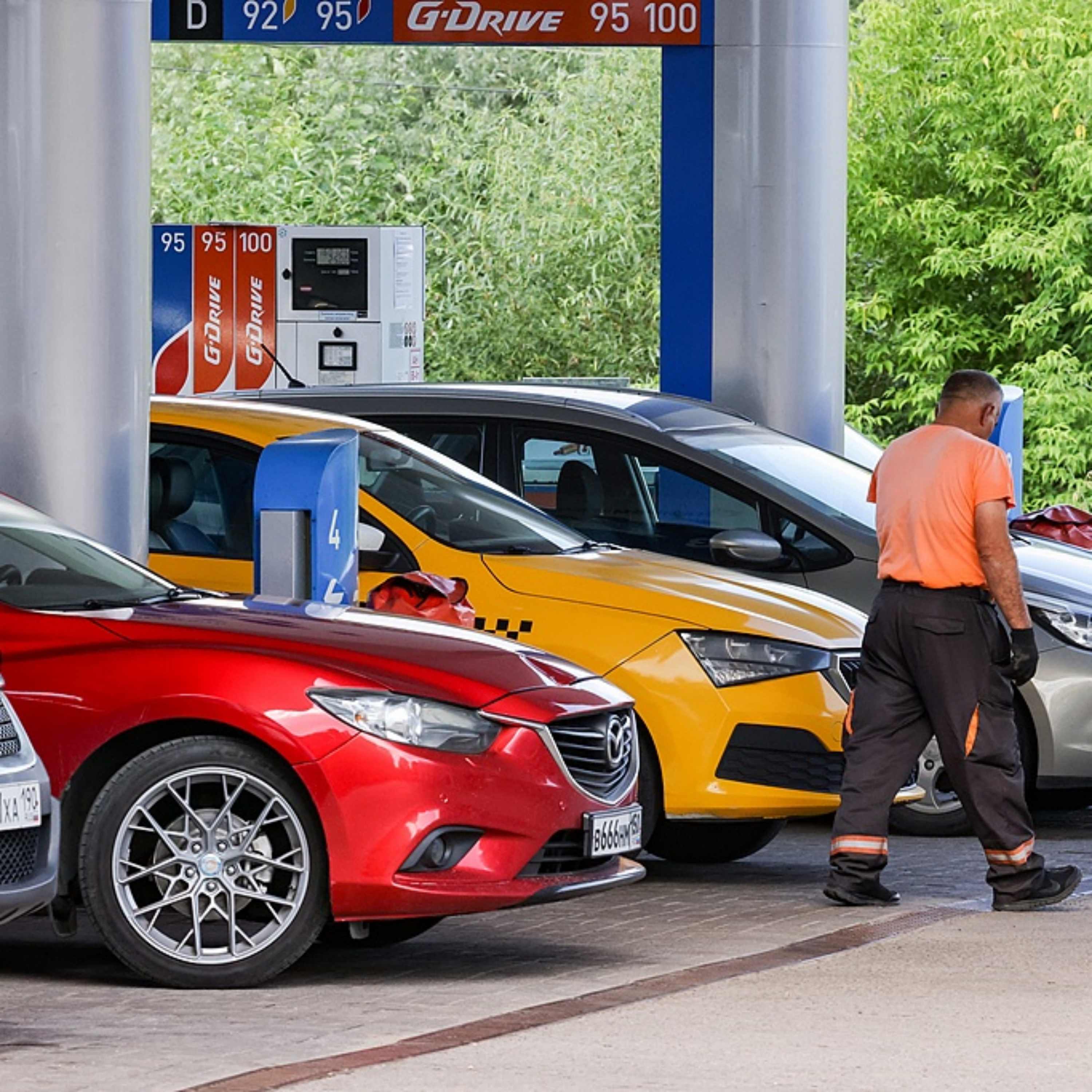 Russia to extend gasoline export ban until year-end: deputy PM