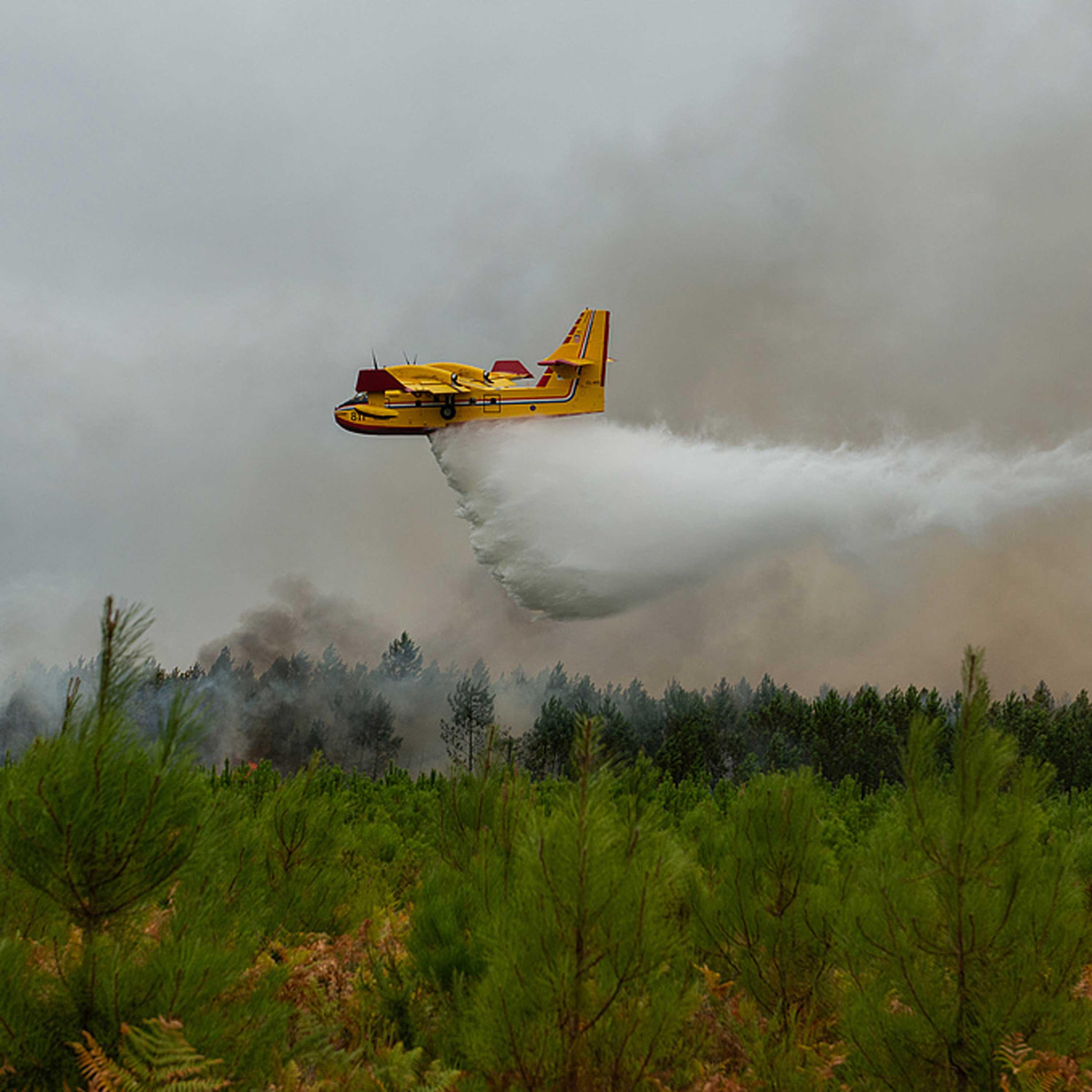 EU deploys firefighting aid to France, Spain amid massive wildfires