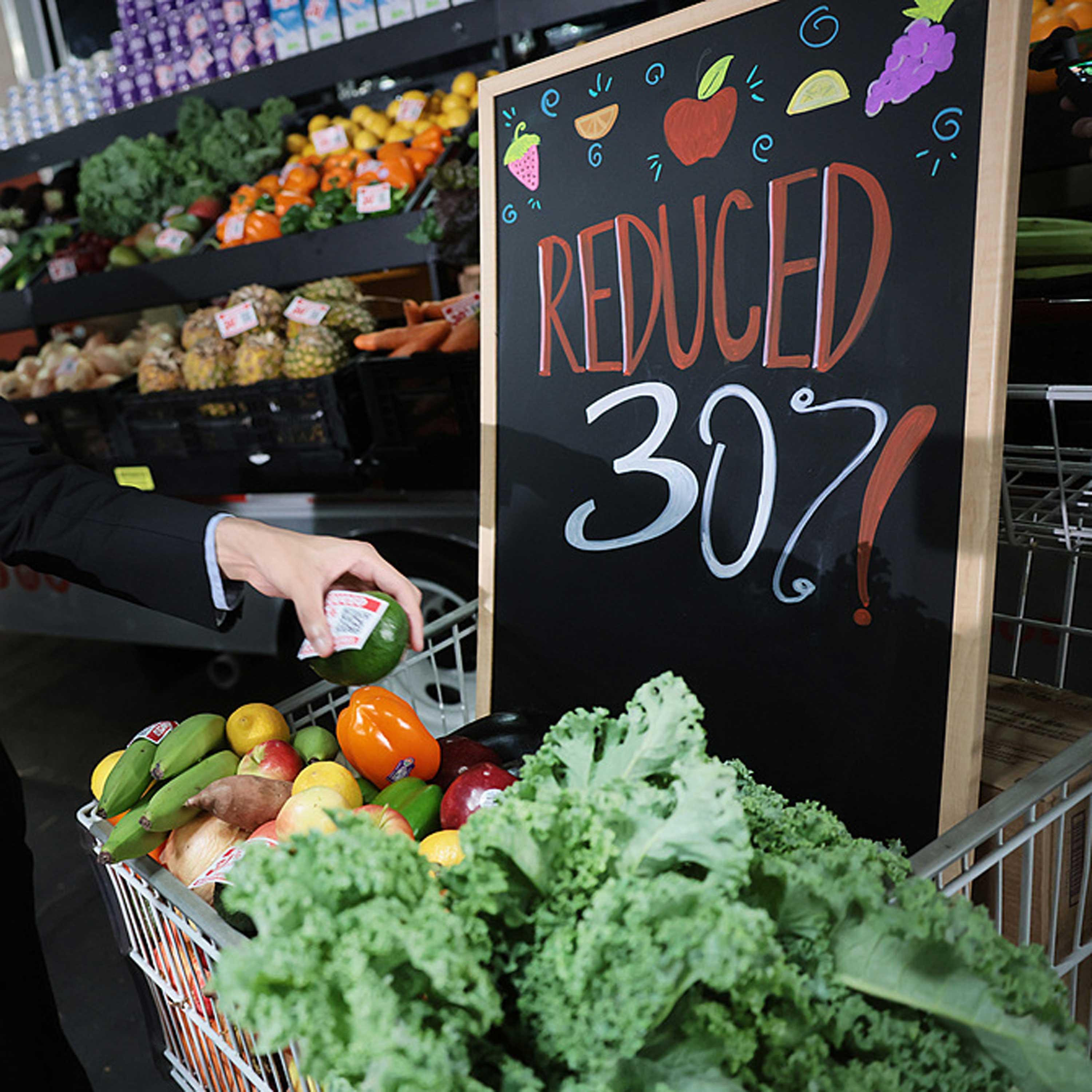 US second-quarter GDP slows to 1.5%, misses expectations