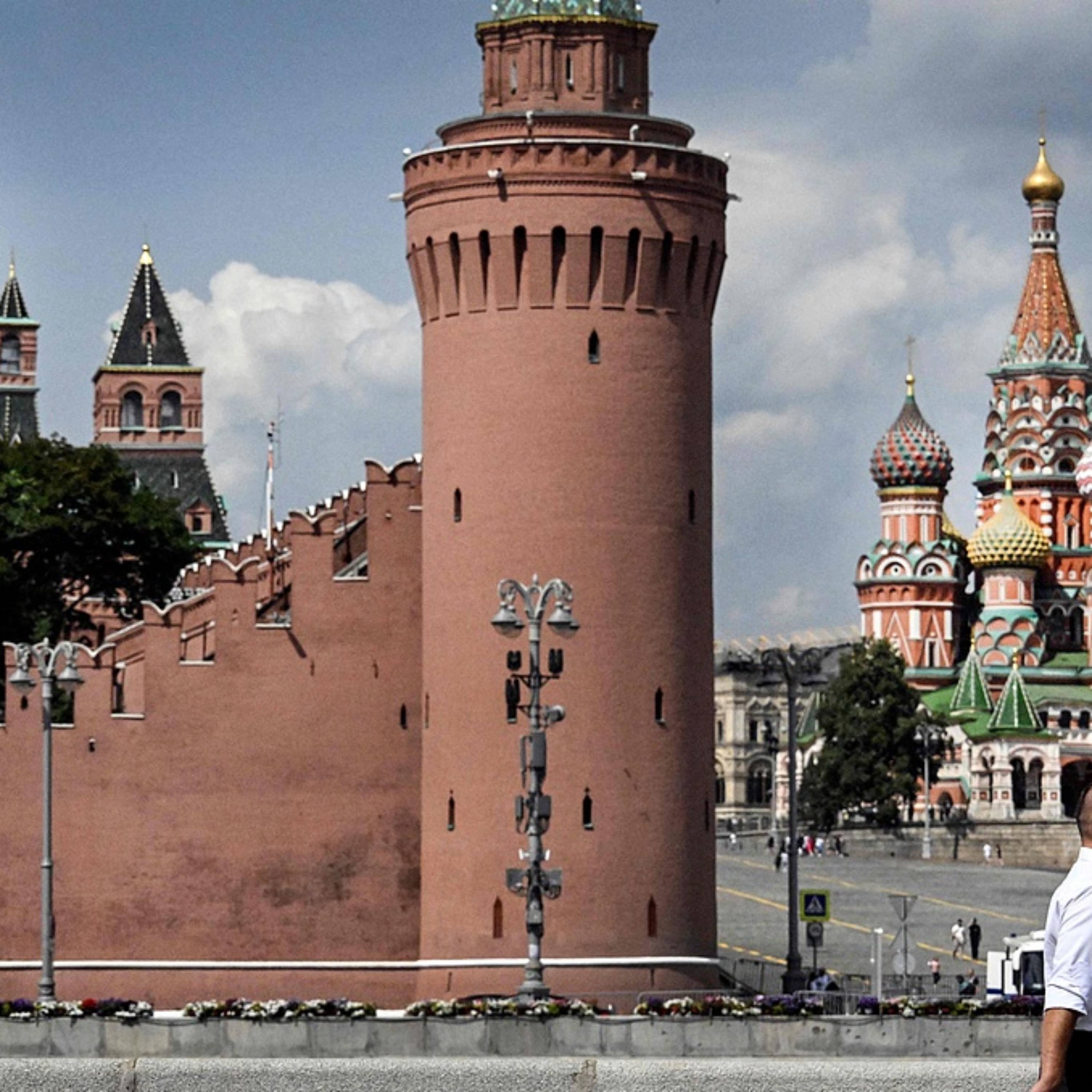 Fire at St. Basil's Cathedral on Moscow's Red Square extinguished