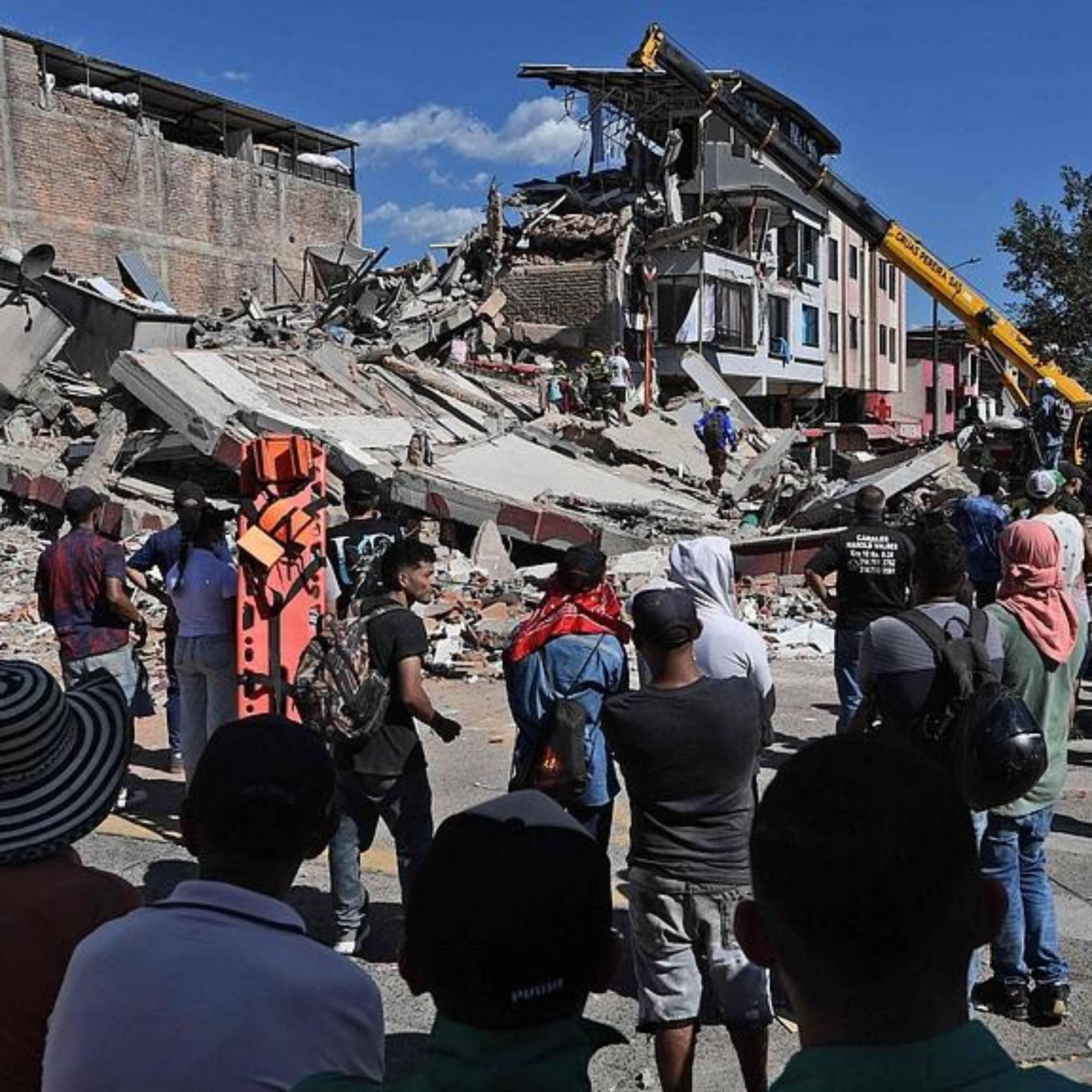 Colombia quake death toll rises to 132, over 570 injured episode artwork