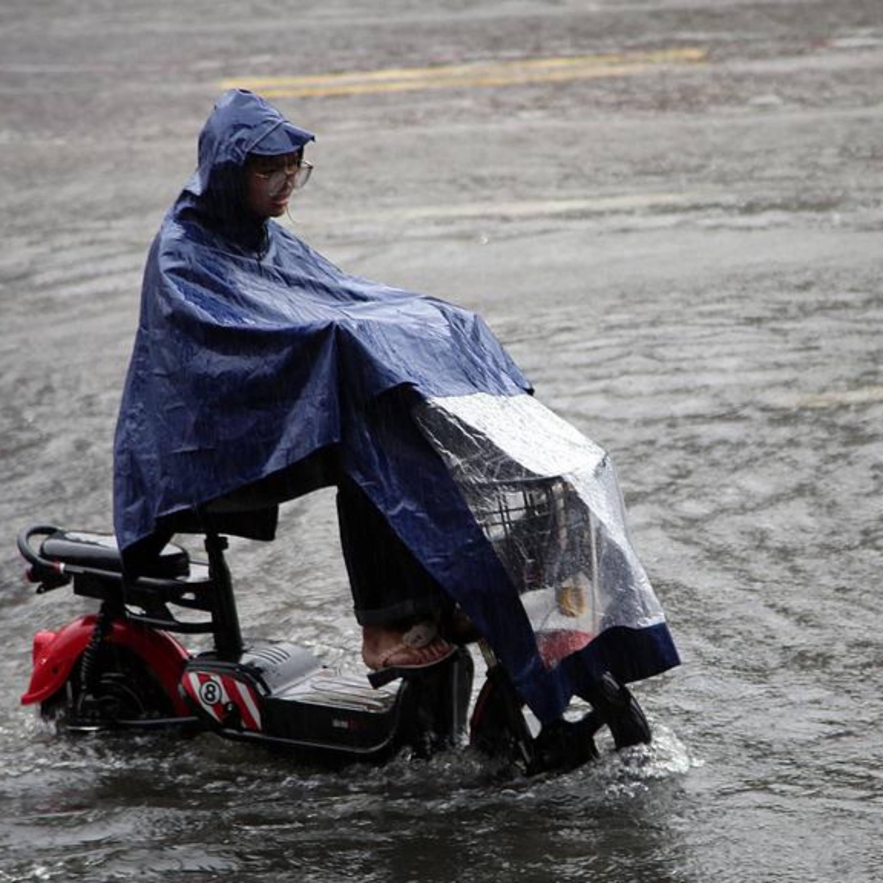 Central China's Henan launches highest-level alert for rainstorms episode artwork