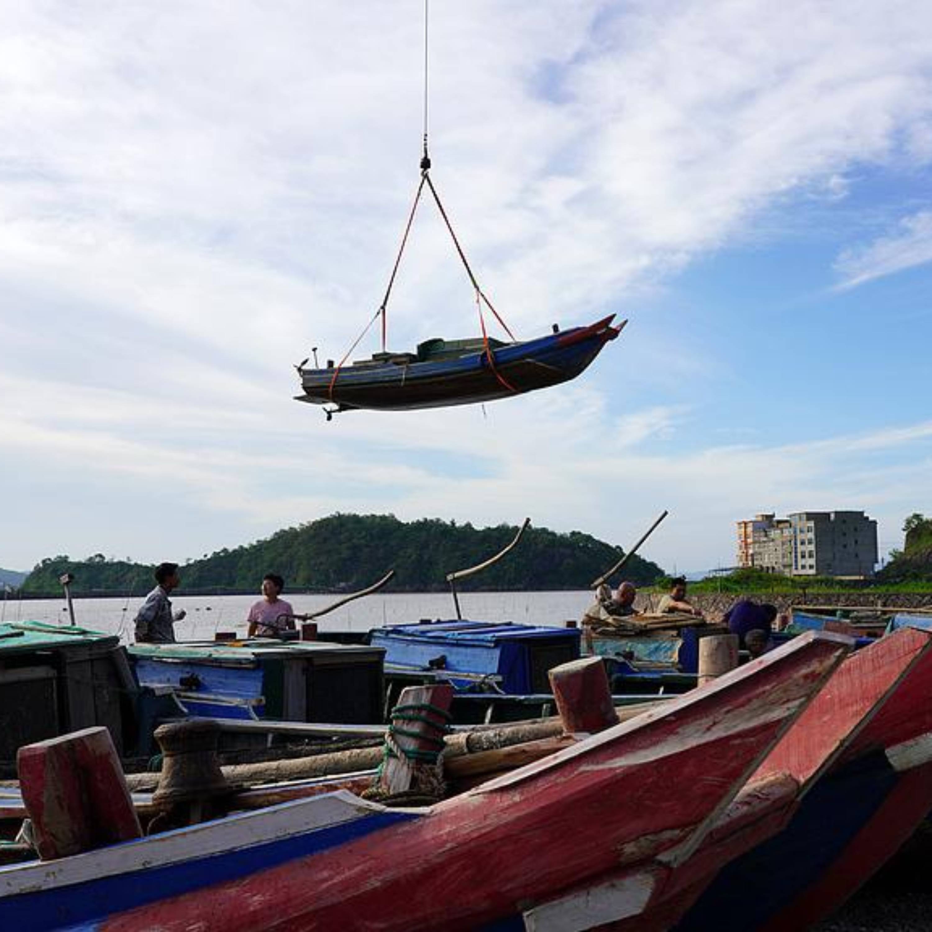 Zhejiang activates highest-level emergency response as Typhoon Saudel approaches episode artwork