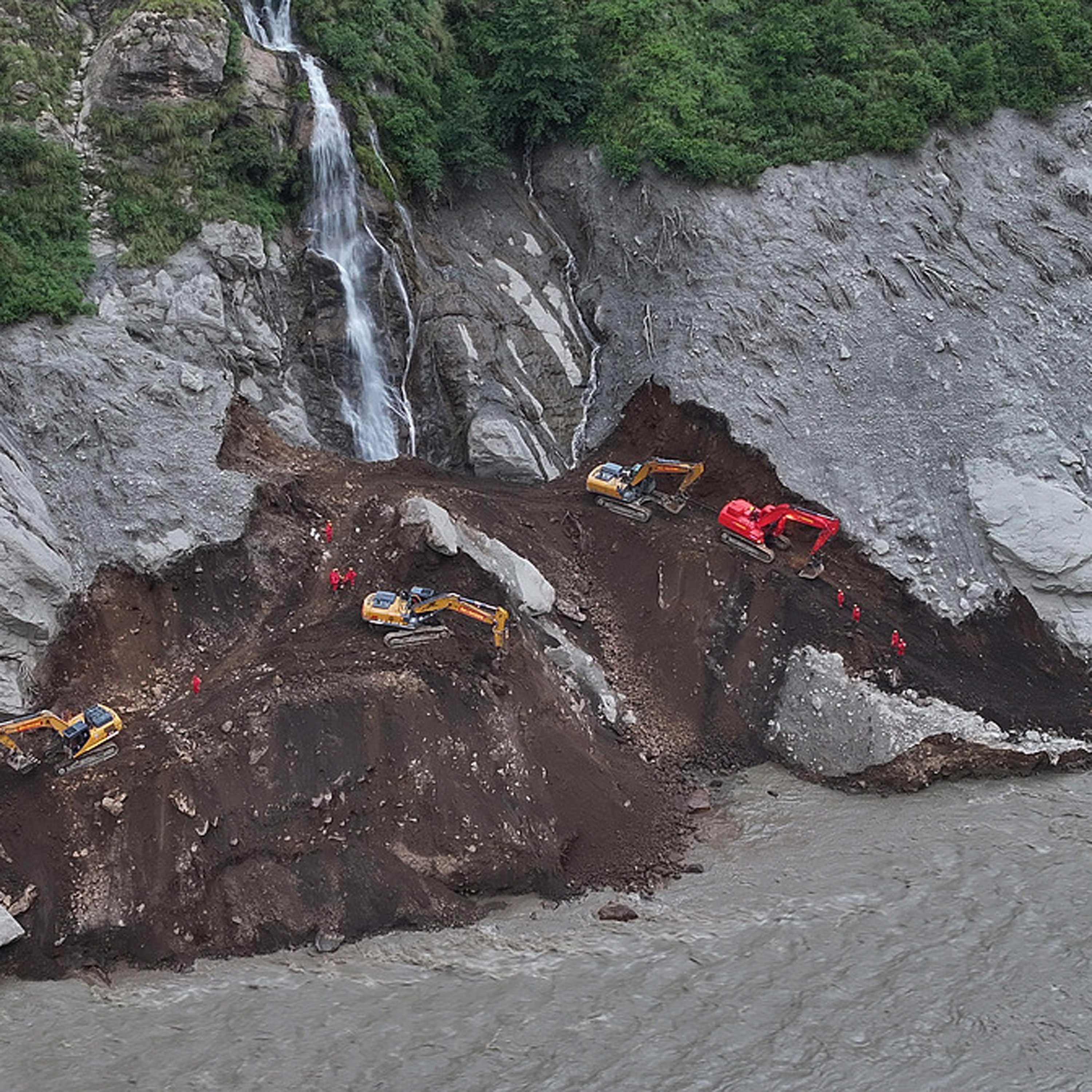 Restoring road access to mudslide-hit border port remains top priority episode artwork