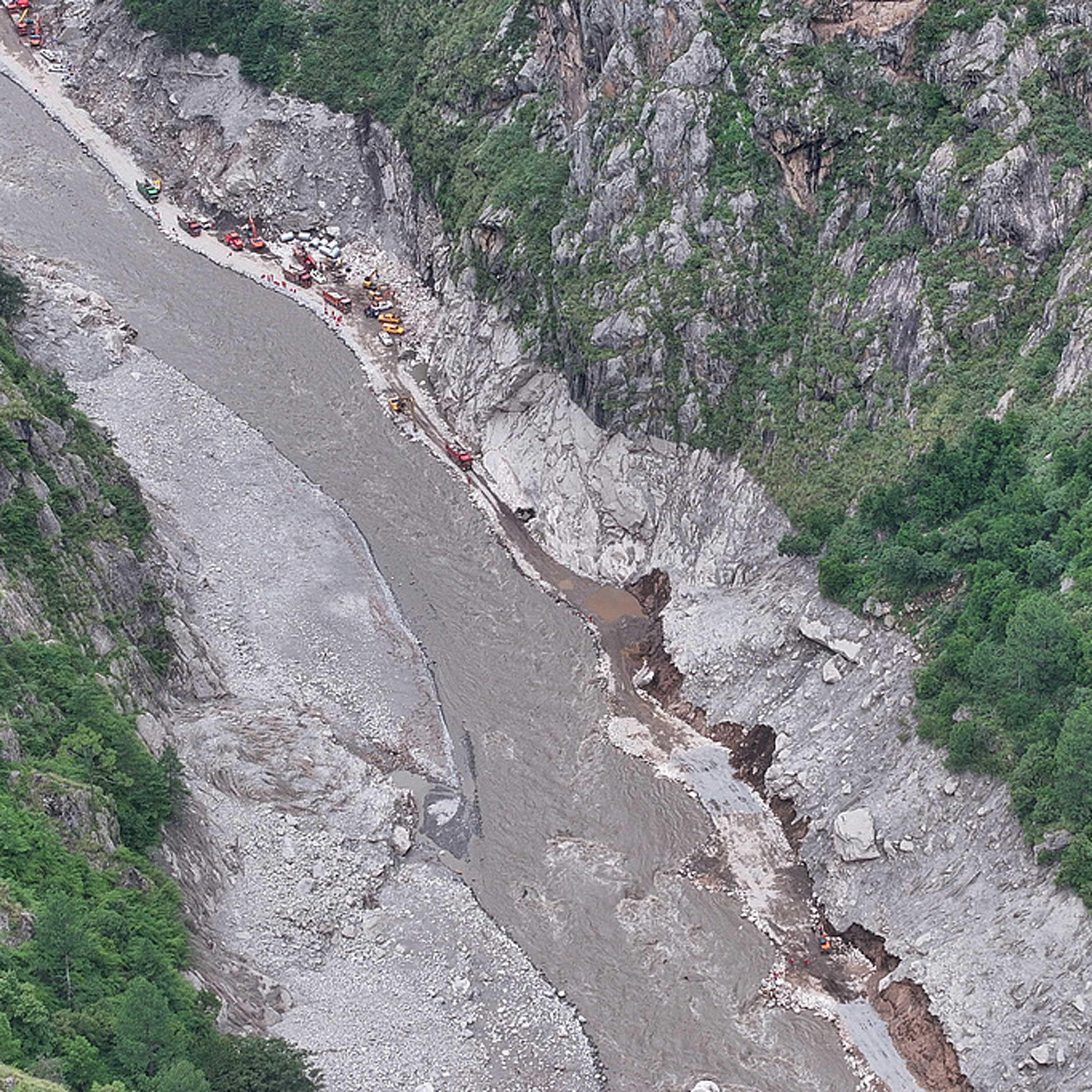 Road access to mudslide-hit border port restored in Xizang episode artwork