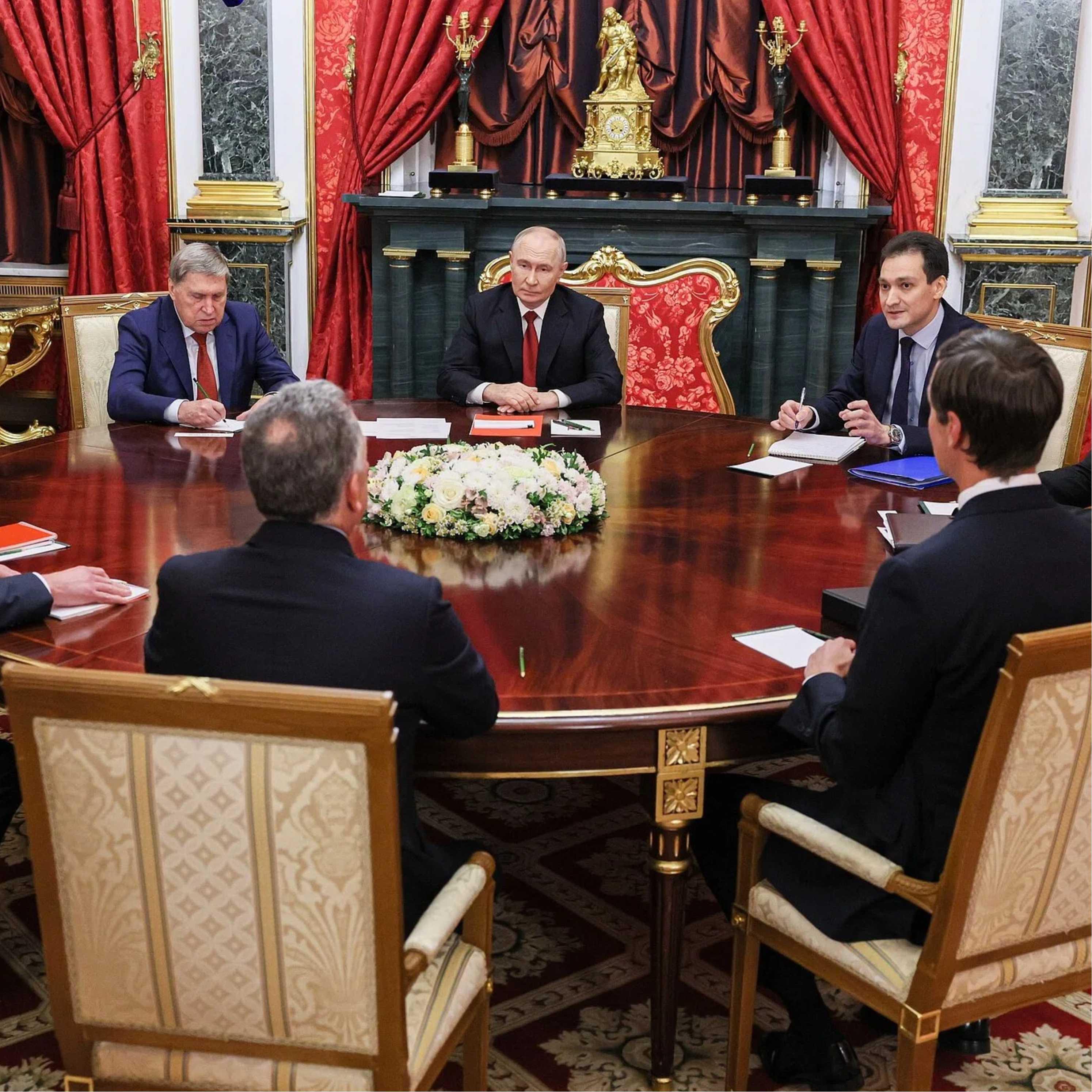 Putin has substantive and constructive talks with US envoys: Kremlin episode artwork